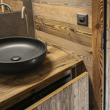 Polaris 1 003 - Luxe & Lift 6 Pers * Zinal